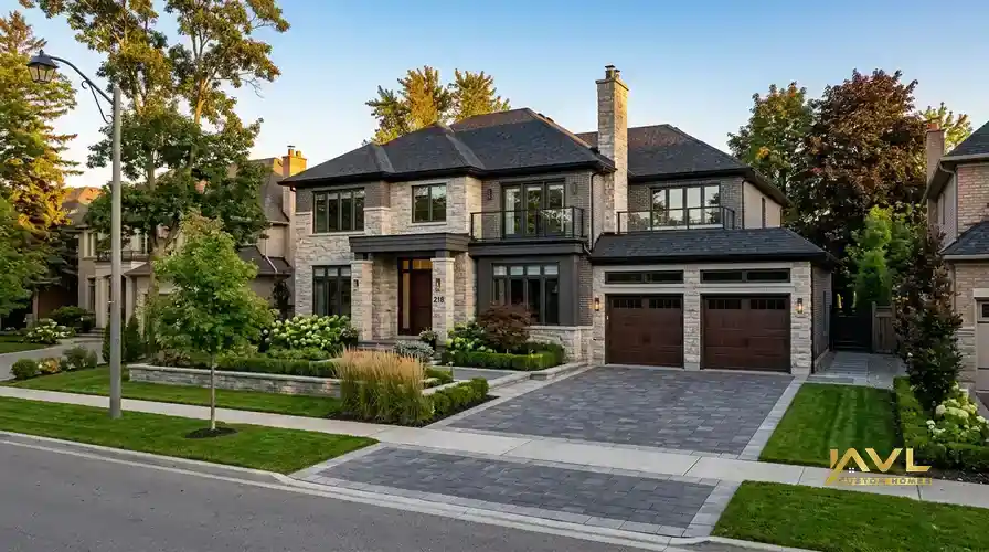 Luxury custom home in Oakville built by AVL Custom Homes